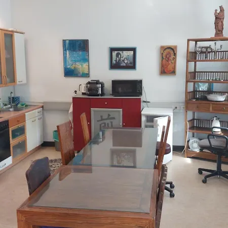 Apartamento 1 Zimmer Wohnung Mit Balkon